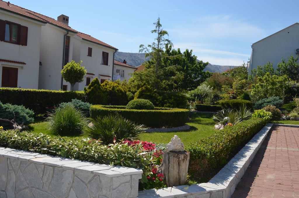 Apartments Mihalic Baška Dış mekan fotoğraf
