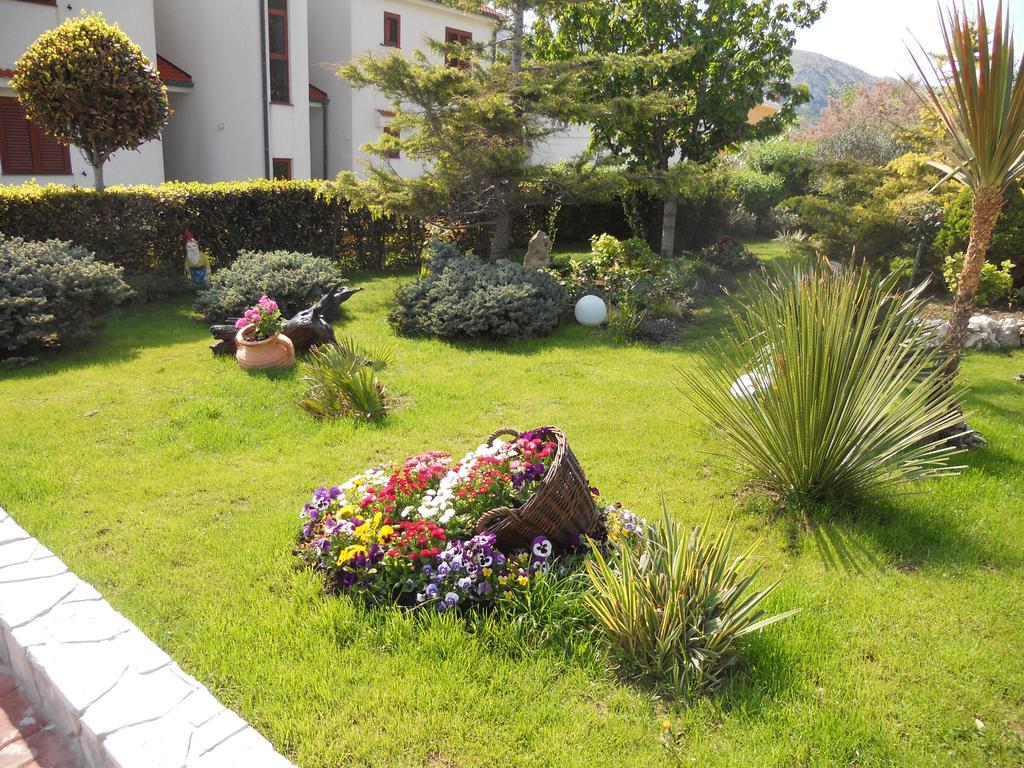 Apartments Mihalic Baška Dış mekan fotoğraf