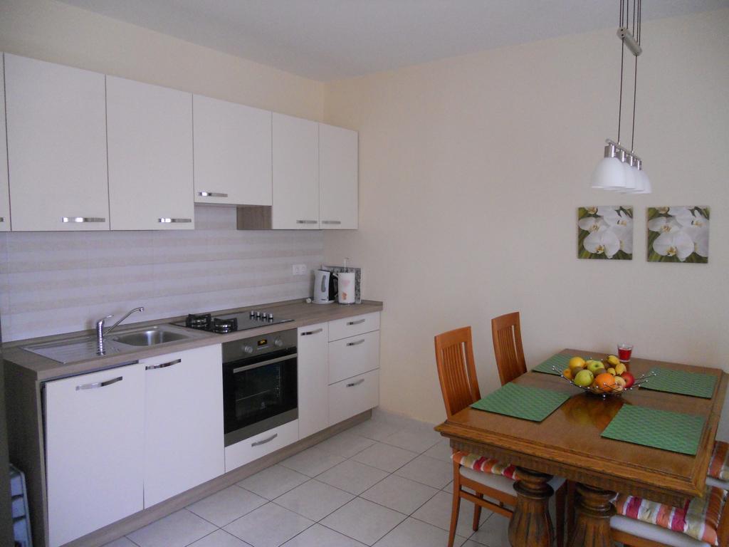 Apartments Mihalic Baška Dış mekan fotoğraf